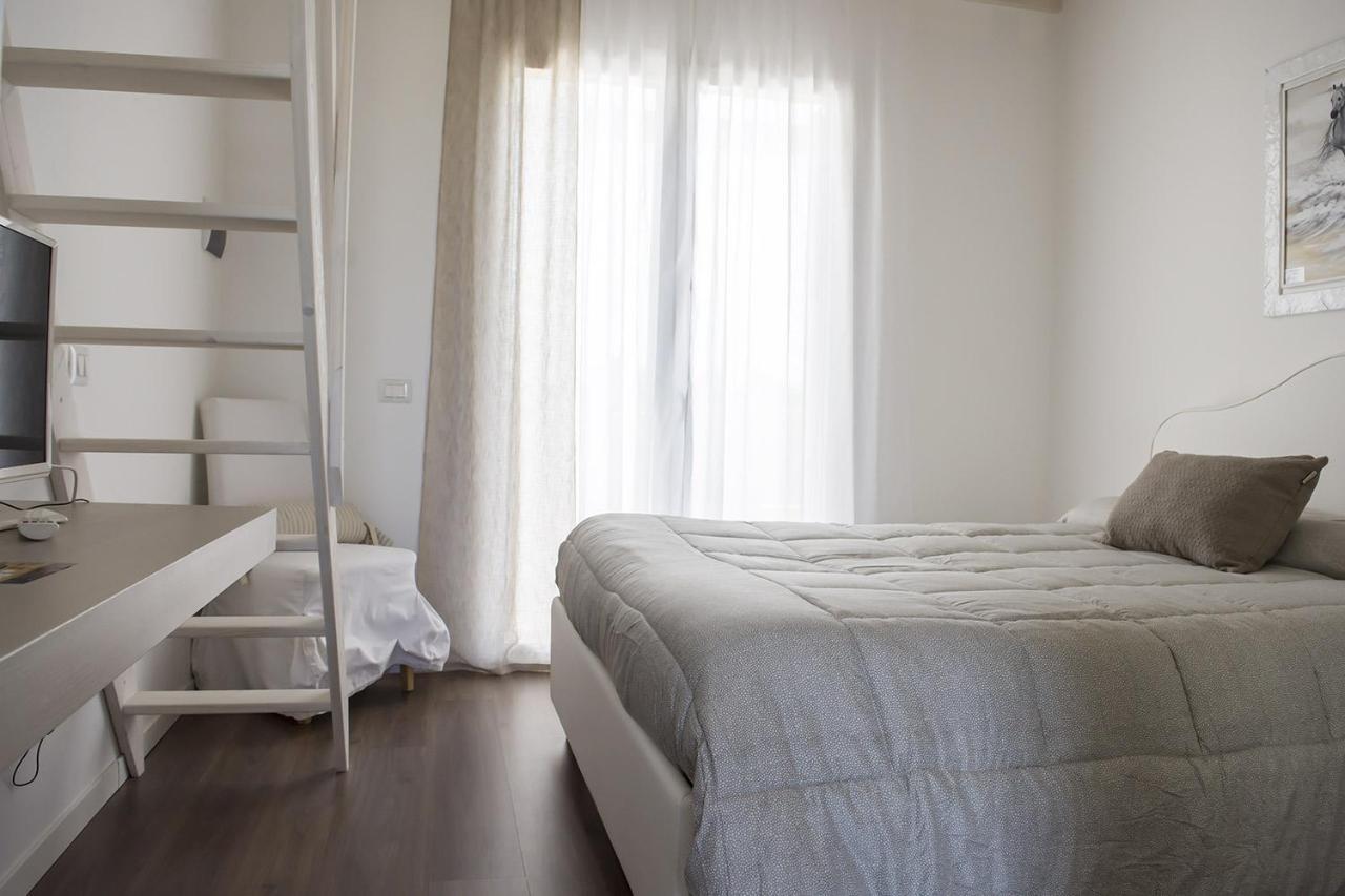 Home Suites Home Salionze Kültér fotó