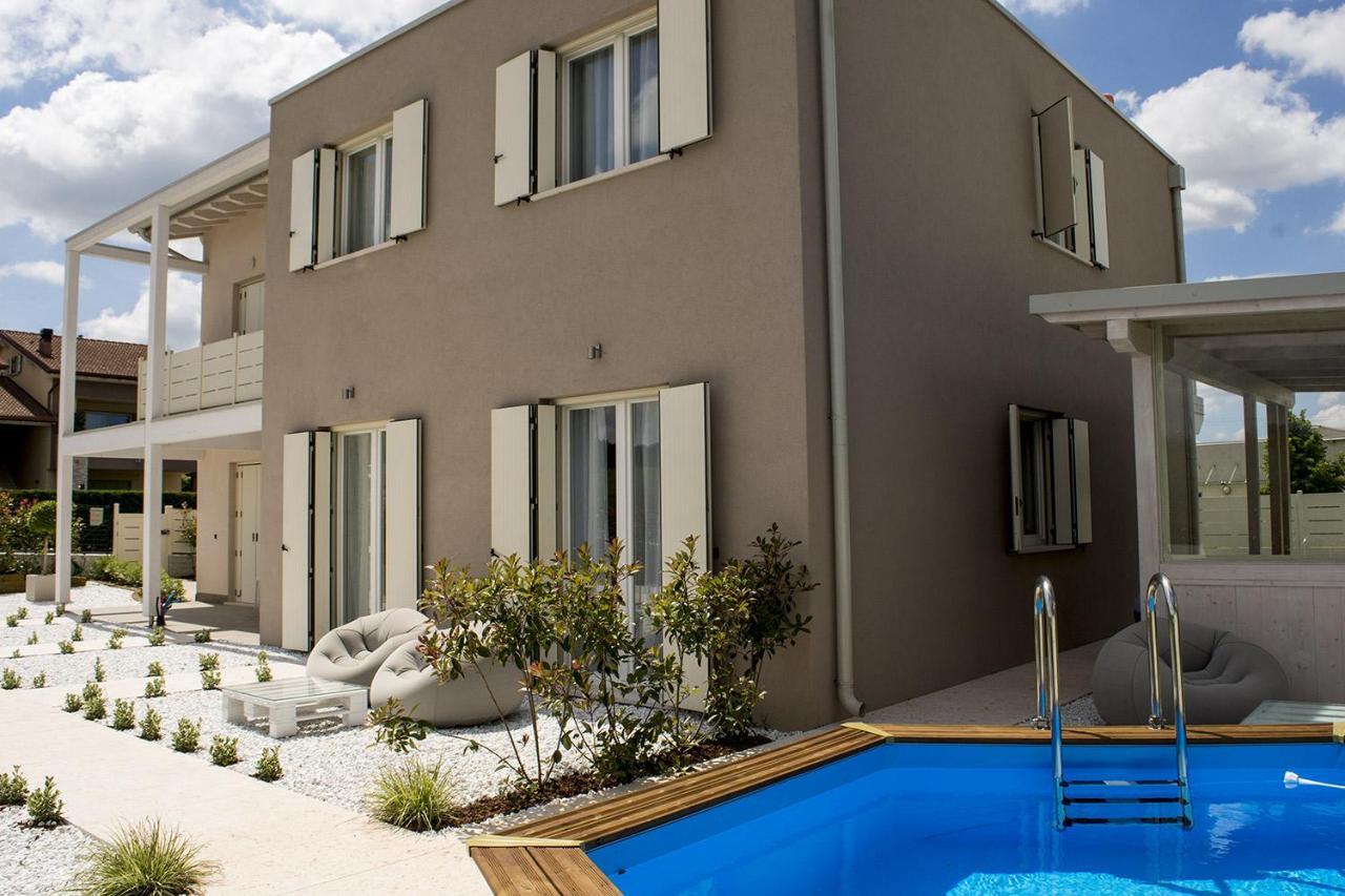 Home Suites Home Salionze Kültér fotó